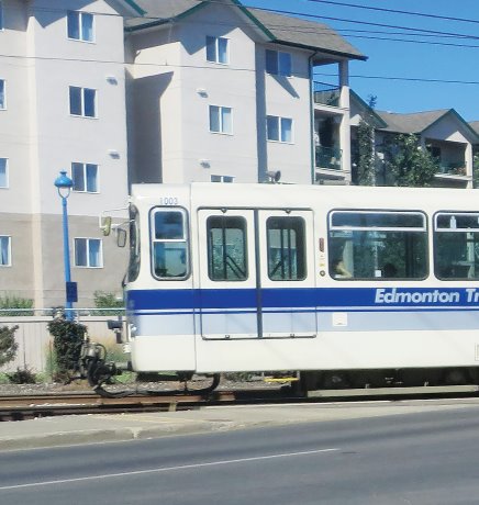 City manager takes the blame for Edmonton LRT delays