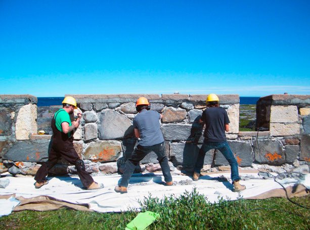 Grads complete heritage masonry course