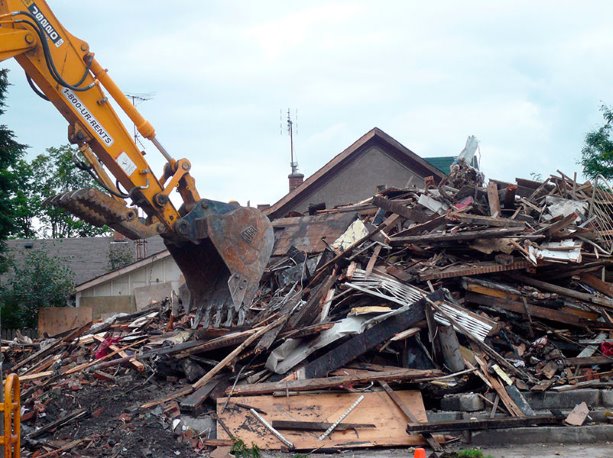 Construction and demolition waste under the microscope