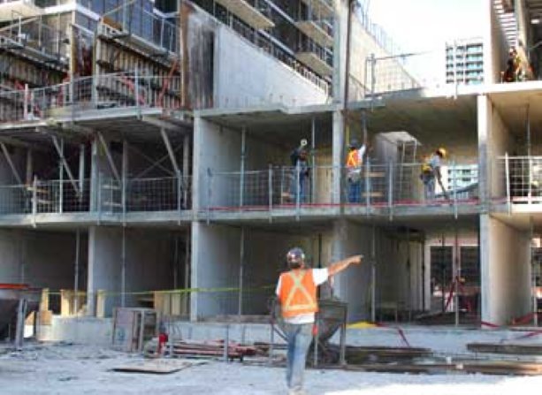 Moving upward on Minto Gardens in North York, Ontario