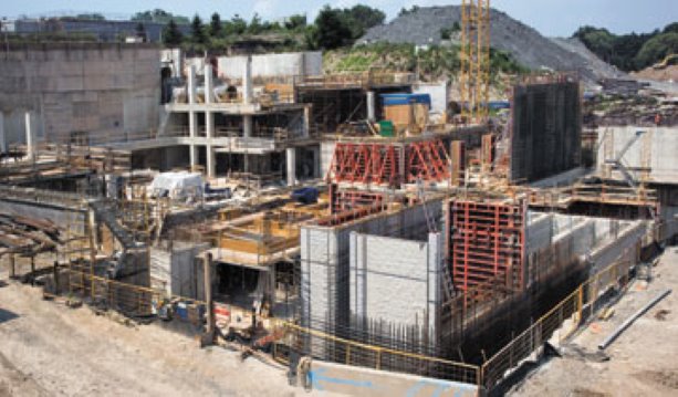 Construction continues on Lorne Park water treatment plant in Mississauga, Ontario