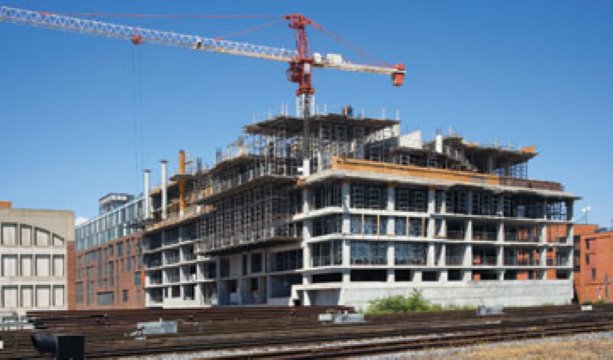 Bluescape Construction continues work on Market Wharf condos in Toronto