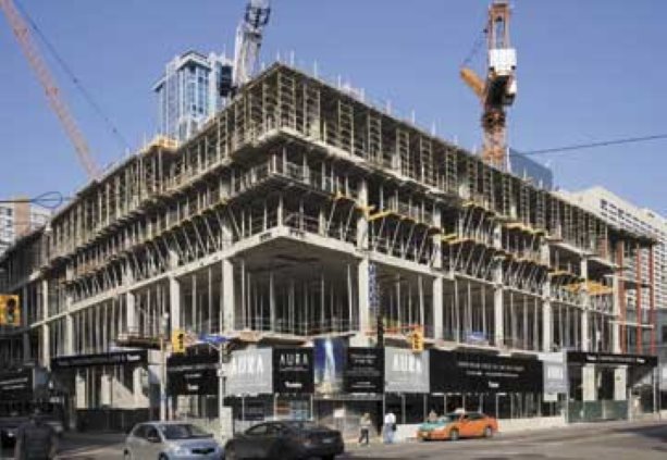 Reliance Construction Toronto works on Aura at College Park Condo