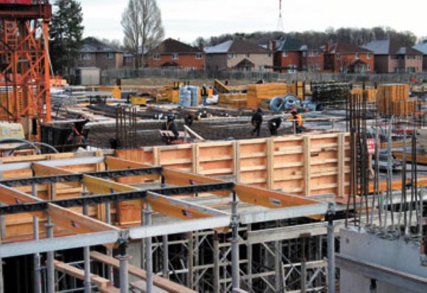 PHOTO: Darcon continues construction on Royal Gardens condos in Richmond Hill, Ontario