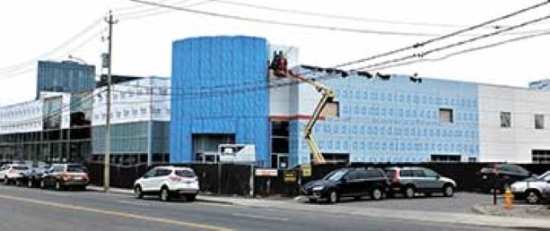 PHOTO: Downtown Honda Dealership
