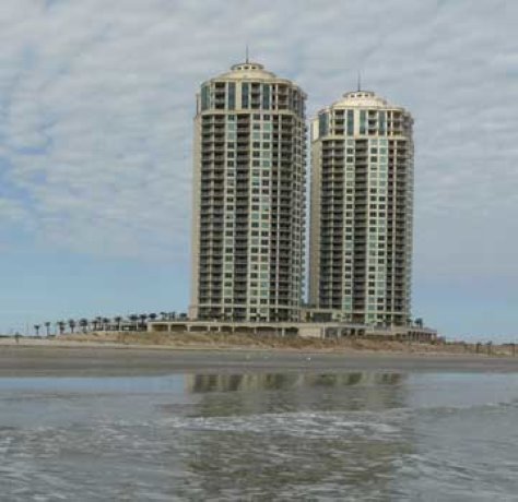Hurricane proof condo garners attention for Canadian architect