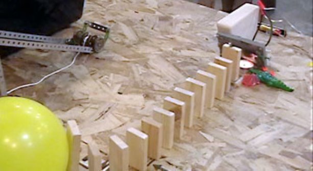 University of Regina students work with Rube Goldman machines