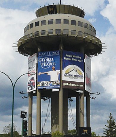 Lethbridge, Alberta builder converts water tower into restaurant