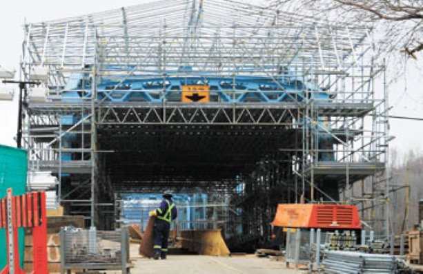 Work continues on Dawson Bridge in Edmonton