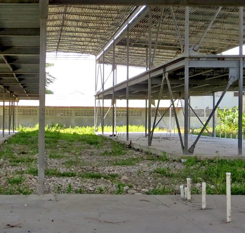 Ecole Lakay project picks up steam with roofing contract