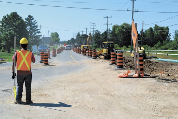 Ontarians unaware of dangerous driving near construction zones