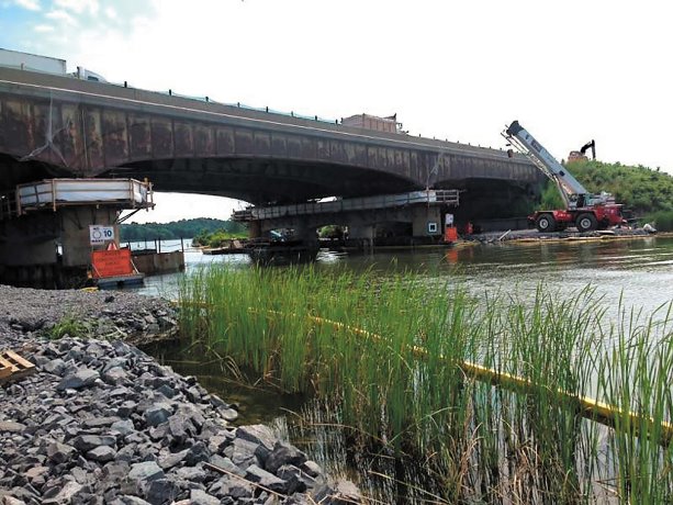 Cataraqui Bridge demo makes way for bigger, better bridges