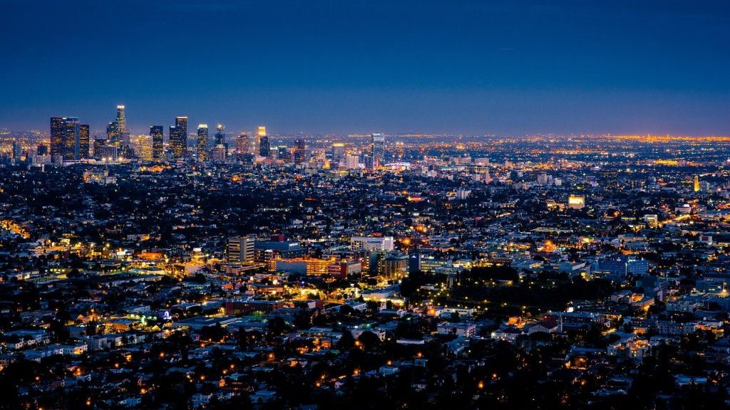 31 construction workers reach safety after partial collapse of Los Angeles industrial tunnel