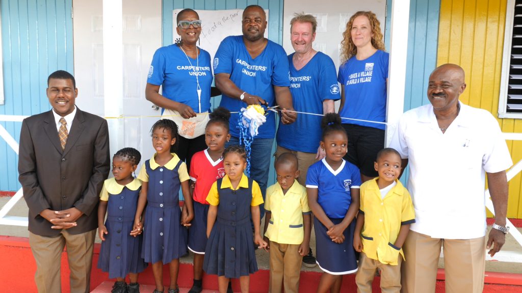 PHOTO: Carpenters’ help build Jamaican school