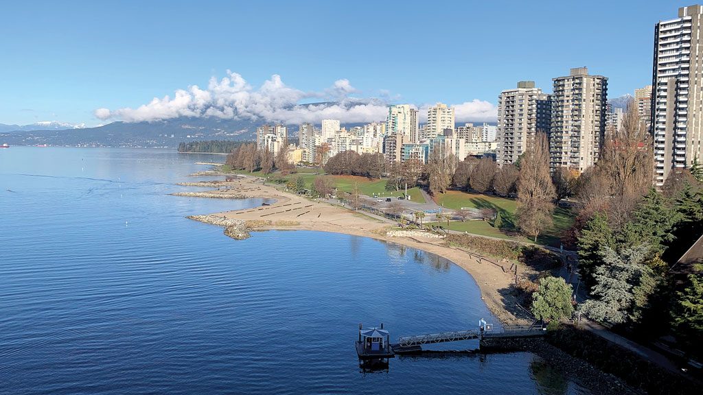 Vancouver highrise dwellers feel more isolated, but are buildings to blame?