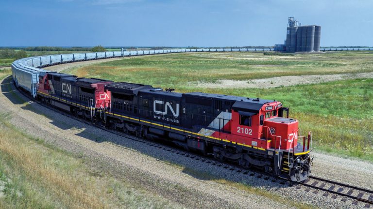 Loop tracks, which speed up loading of railroad cars by never halting the train’s movement, are starting to appear at grain terminals such as GrainsConnect’s facility in Maymont, Sask.
