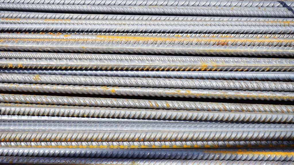 Joly commits to prioritizing Canadian steel, aluminum for defence, infrastructure