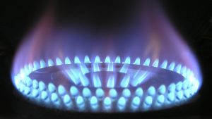 Go slow phasing out gas generation, IESO report suggests