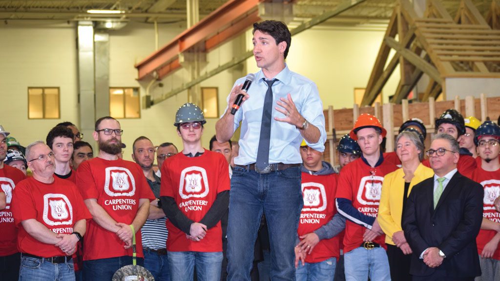 Trudeau highlights new training program to future carpenters