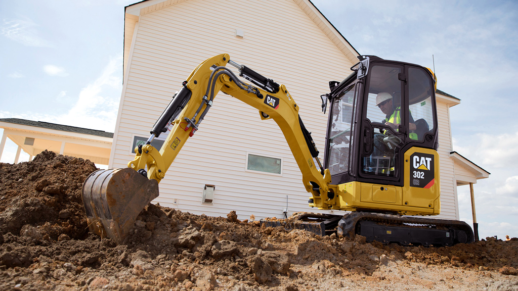 Modified spider provides steep-slope solution for roadbuilding -  constructconnect.com