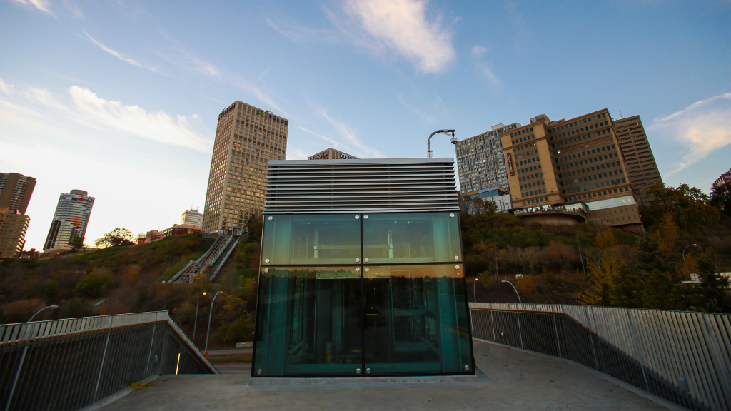 Mechanized funicular in Edmonton nets major steel design award