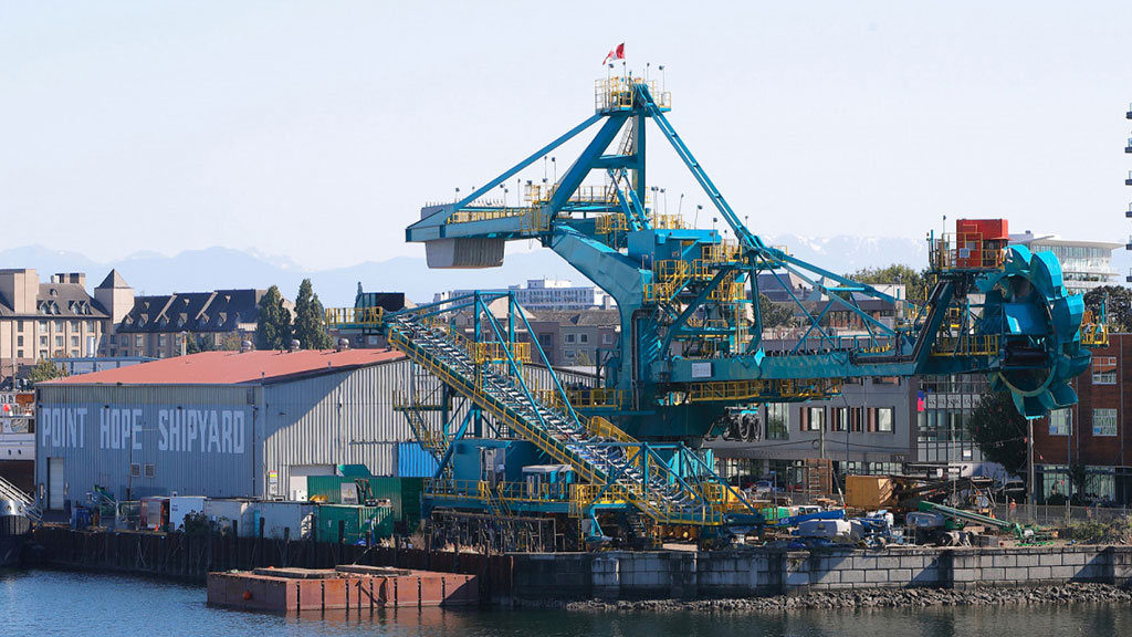 Giant stacker-reclaimer makes move from Victoria to Vancouver