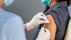 CCA疫苗接种政策呼吁“全面措施”