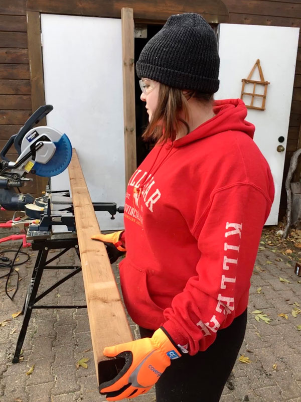 Kate Keaney is no stranger to construction. She has worked as a labourer and has built residential decks and framed buildings.