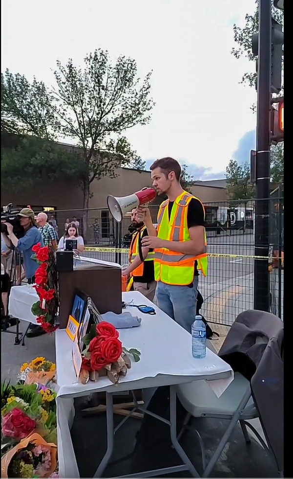 North Okanagan Labour Council spokesperson Kelly Hutchinson addressed the crowd at a candlelight vigil organized to remember the victims of a deadly crane collapse in Kelowna.