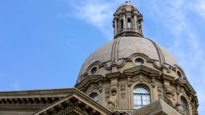 Alberta legislature resumes: Government focuses on economy, Opposition on COVID-19
