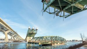 Delicate winter work occurs as Montreal’s old Champlain bridge dismantled
