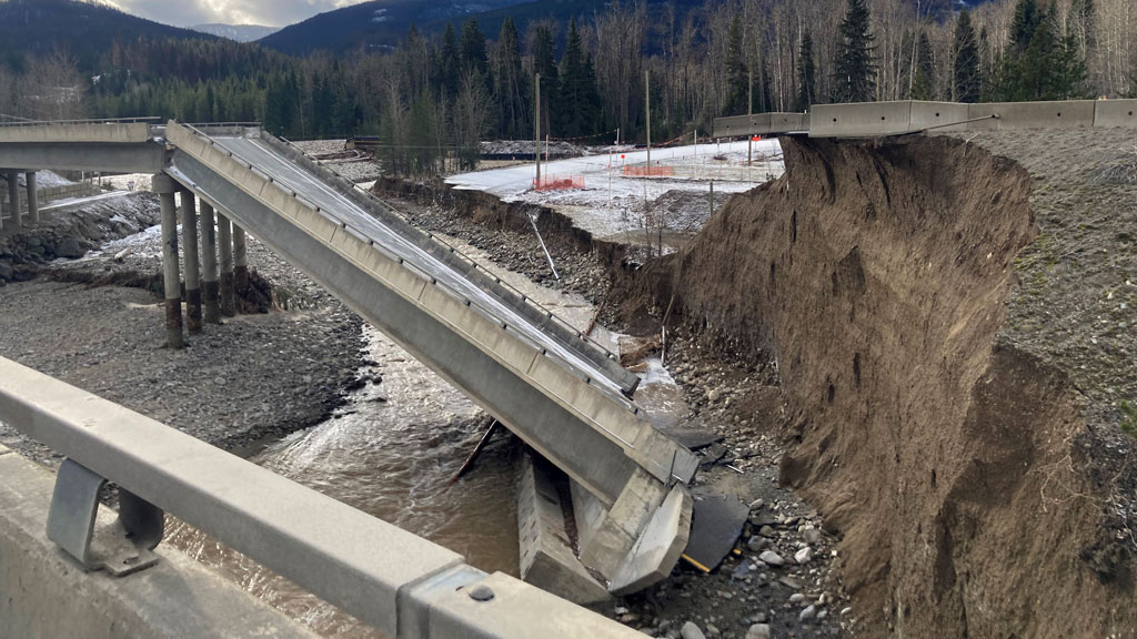 Expedited Coquihalla Highway repairs ‘extremely tough,’ crews commended