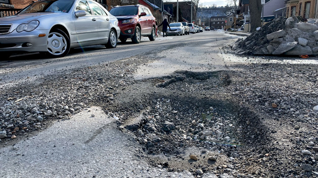 CAA campaign invites Ontarians to vote on worst roads