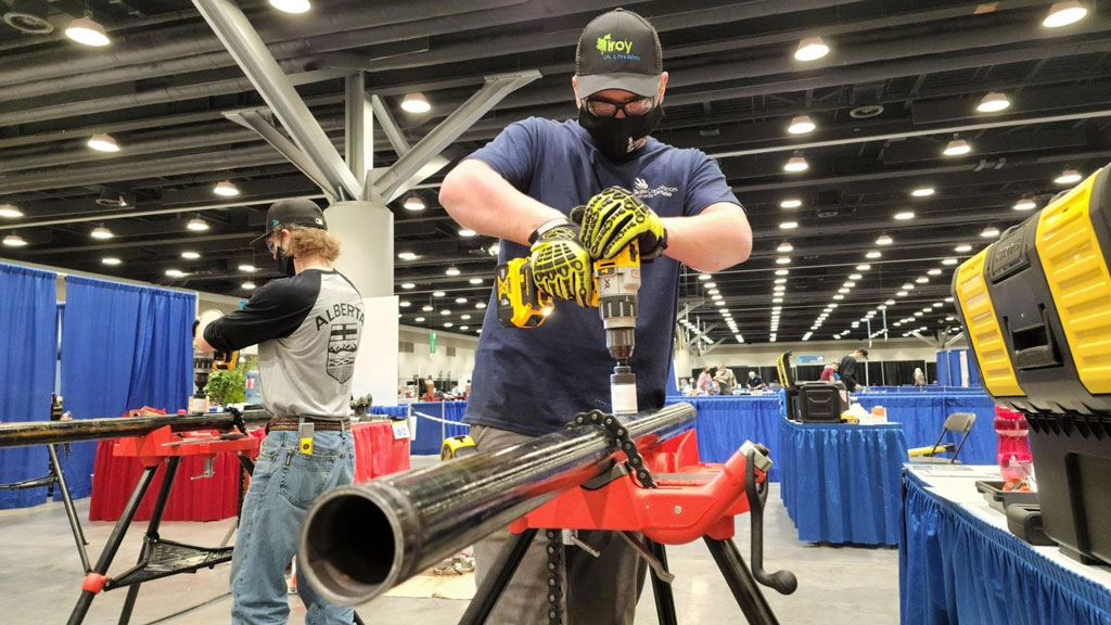 Ontario sprinkler fitter, bricklayer apprentices win gold at Skills Canada