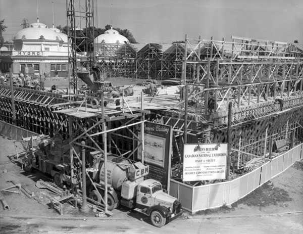 QEBuildingConstruction2_1950s_sm-web