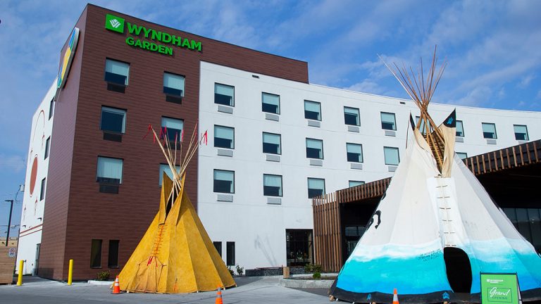 The Wyndham Garden Winnipeg Airport (Odé Aki) hotel is celebrating its grand opening. The hotel, owned by Long Plain First Nation, is the first urban reserve hotel in Winnipeg.