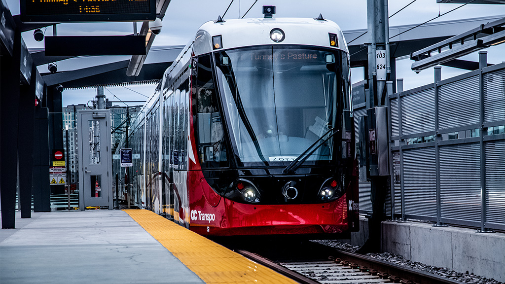 Ottawa insists LRT is safe despite safety board saying wheel hub issues not fixed