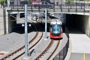 Tunnel troubles shut some stations along Ottawa’s beleaguered LRT system – again