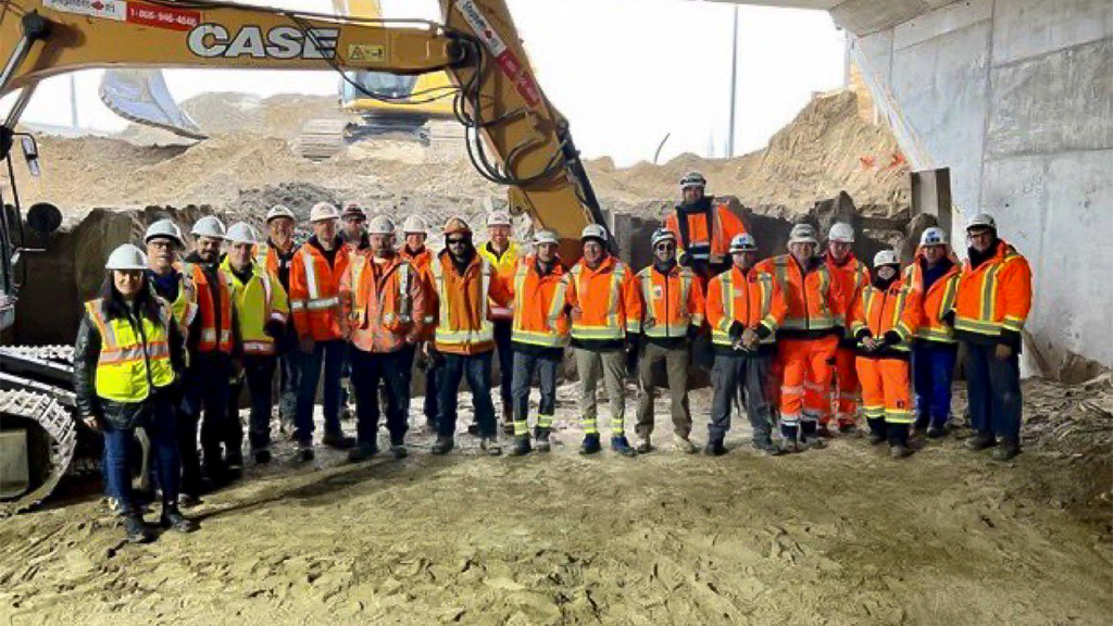 Crews work 55 consecutive hours to build new Hazel McCallion underpass