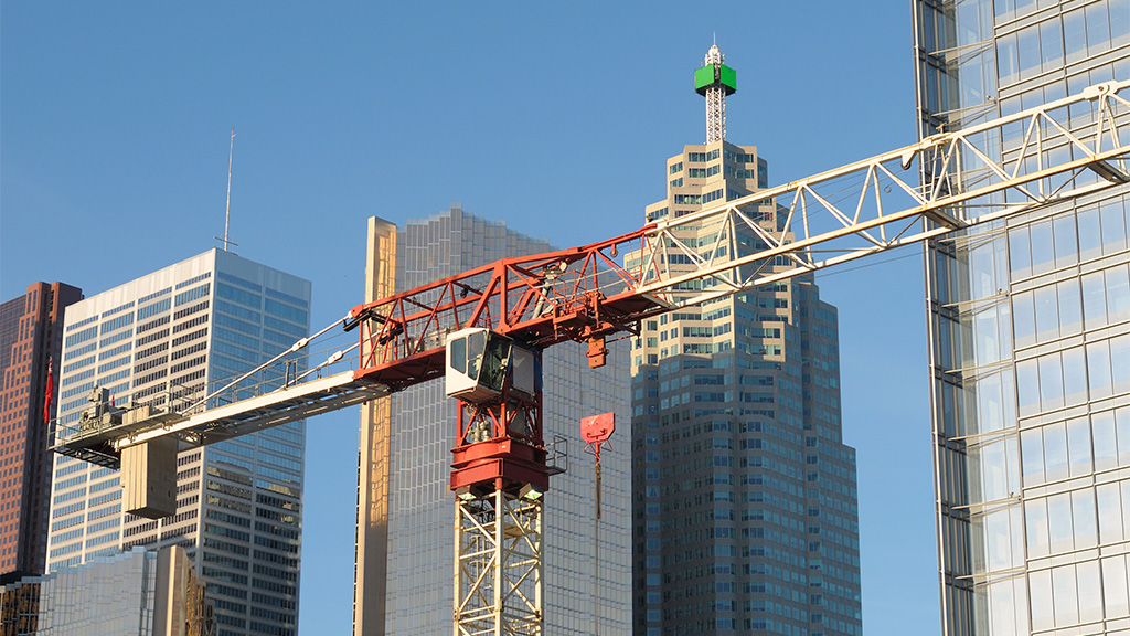 Experts examine Toronto fundamentals as crane count rises