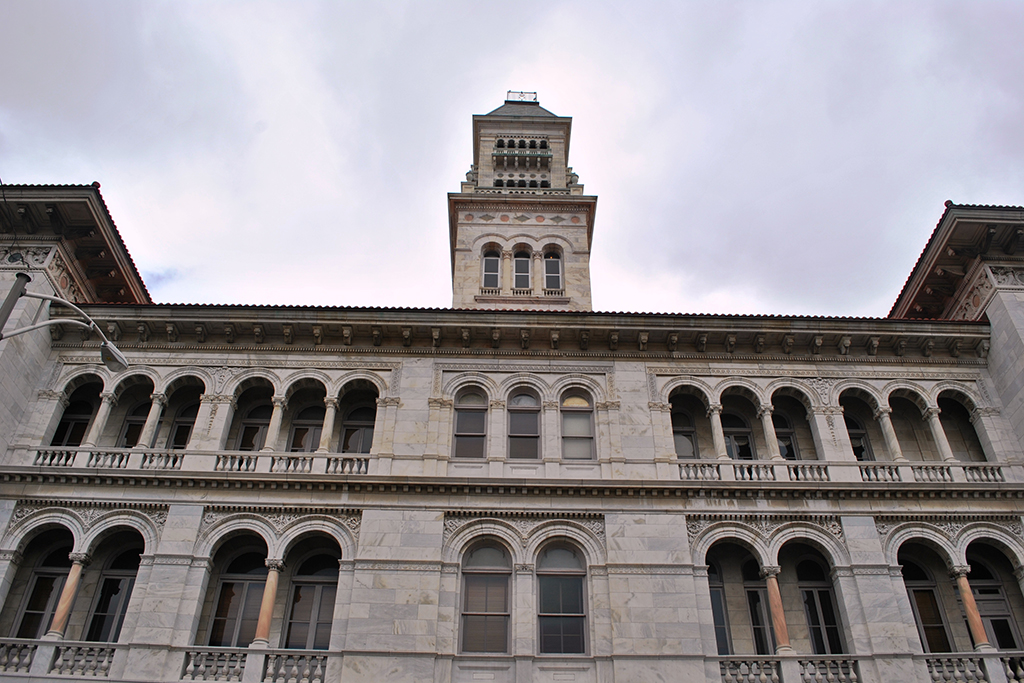 Three injured in floor collapse in Savannah’s 1899 U.S. courthouse