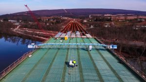 Robot can now tie large rebar grids, ideal for bridge work