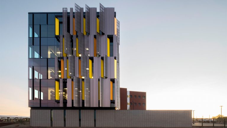 The Pinal County Attorney’s Office headquarters in Florence, Ariz. featured steel fins for shading and yellow pops of colour, mimicking desert flowers.