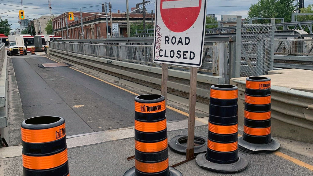 Dufferin Street Bridge closed for emergency repair work