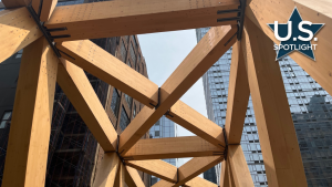 曼哈顿的高架深深扎根于历史和现在大量木材