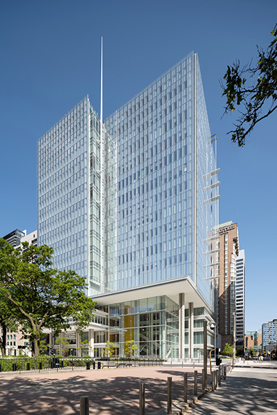 The construction and design of the Ontario Court of Justice – Toronto is also among the finalists vying for an award this year. The team consists of Infrastructure Ontario, Ontario Ministry of the Attorney General and EllisDon Infrastructure.