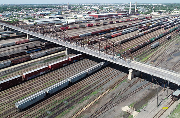 The Arlington Bridge, which extends over Winnipeg’s sprawling Canadian Pacific Railway freight yards and is almost three square kilometres in area, was recently closed by the city until further notice. Engineers found that corrosion in the steel-truss structure had accelerated and had got to the point where they believe annual safety repairs are no longer enough.