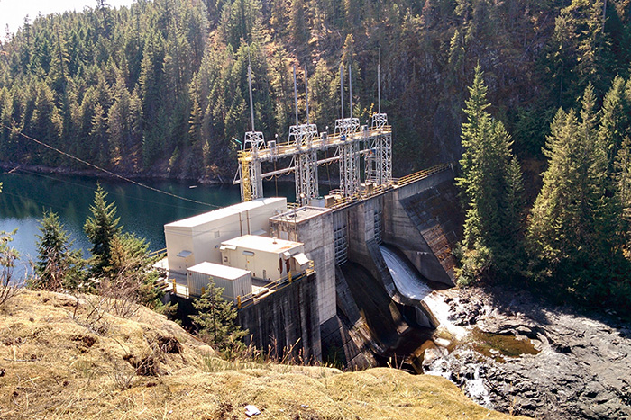 The AECON-EBC Ladore General Partnership has been picked as the general contractor for the Ladore Spillway Gate Seismic Upgrade project on Vancouver Island.