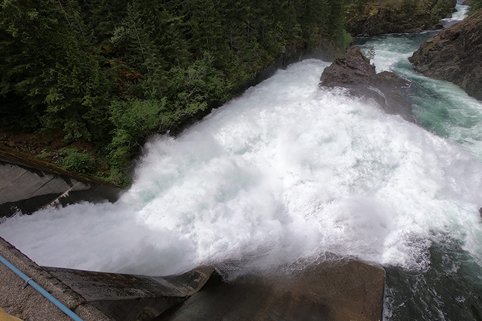BC Hydro’s Ladore Dam will see seismic upgrades including new spillway gates and a hoist system, control and auxiliary buildings, and additional anchoring for the spillway piers to the bedrock.