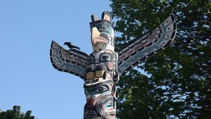 Kakaso’las totem pole to be relocated to Vancouver’s Museum of Anthropology